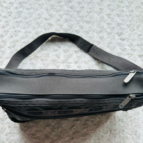 LeSportsac Deluxe Everyday Heritage Best Selling Crossbody Ripstop Gray Bag - Picture 12 of 14